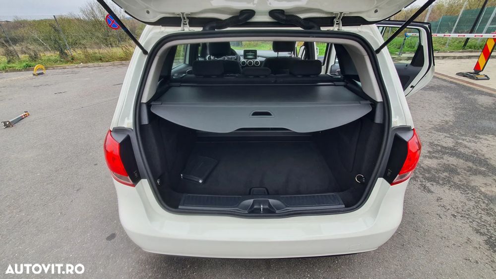 Mercedes-Benz B 160 - 13