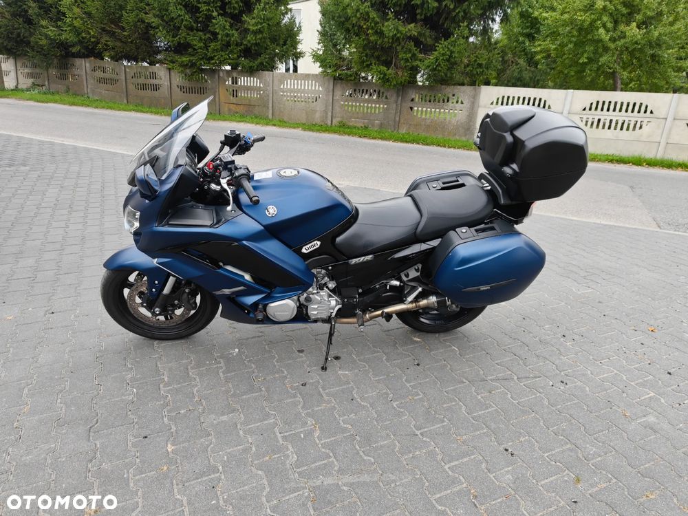 Yamaha FJR - 1