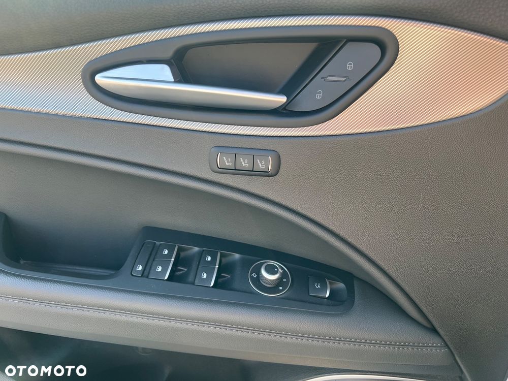 Alfa Romeo Stelvio 2.2 16V AT8 Q4 B-Tech - 26
