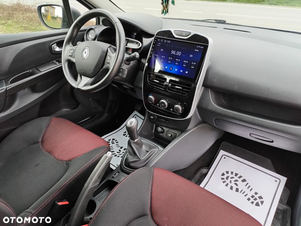Renault Clio - 13