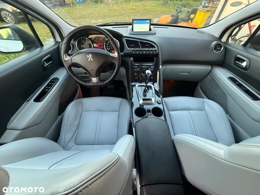 Peugeot 3008 HDi FAP 165 Automatik Business-Line - 27