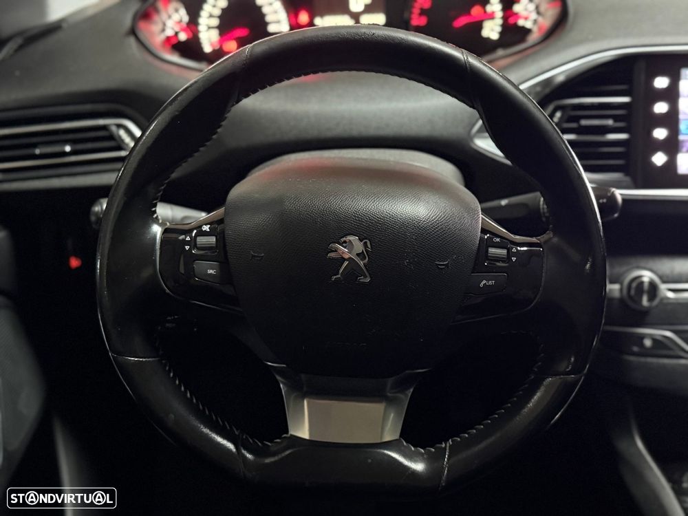 Peugeot 308 SW 1.6 BlueHDi Allure - 15