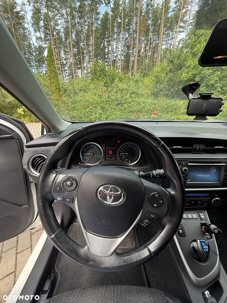 Toyota Auris - 16