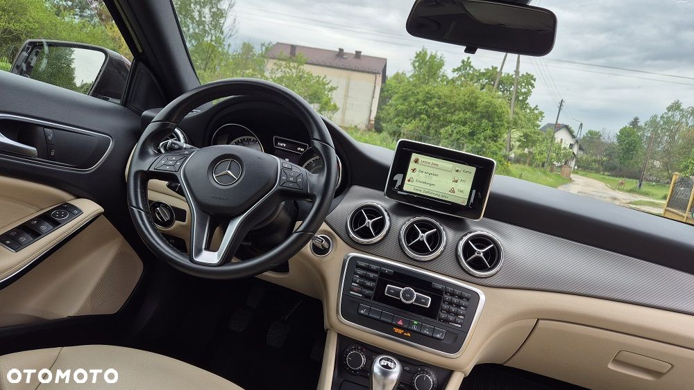 Mercedes-Benz GLA 180 (CDI) d Urban - 5