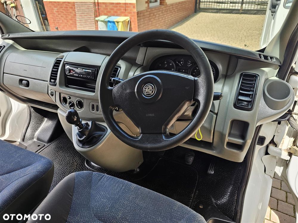 Opel Vivaro - 21