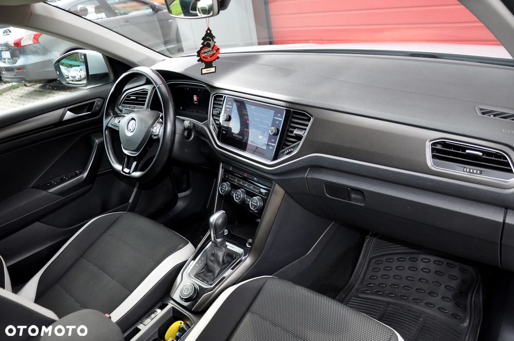 Volkswagen T-Roc 2.0 TDI SCR 4MOTION DSG Sport - 37