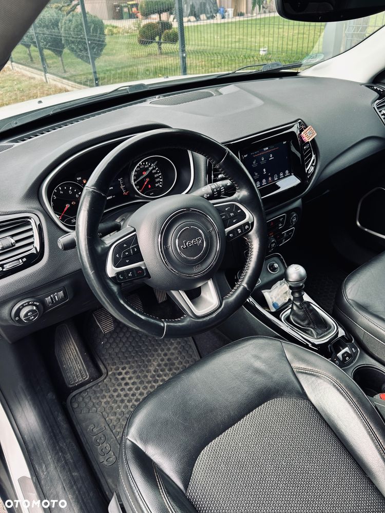 Jeep Compass - 21