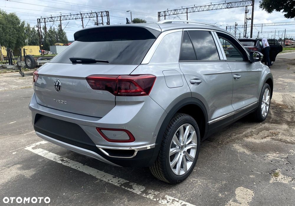 Volkswagen T-Roc - 5