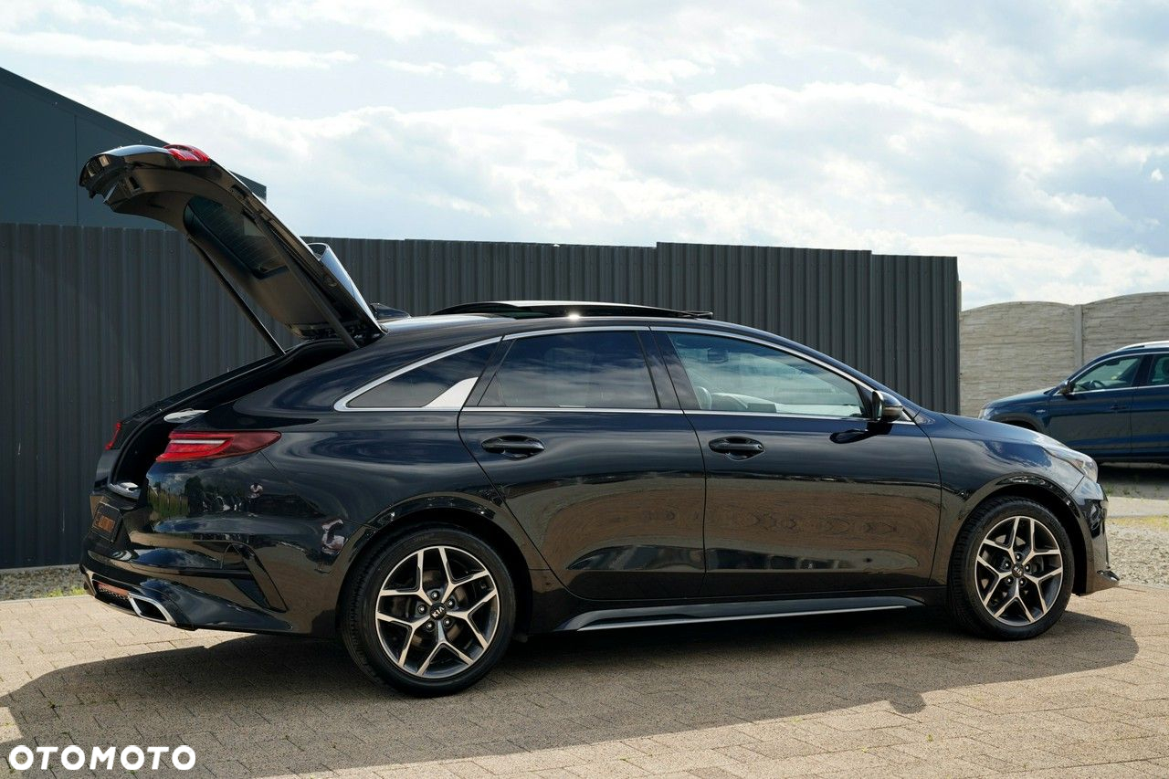Kia ProCeed - 14