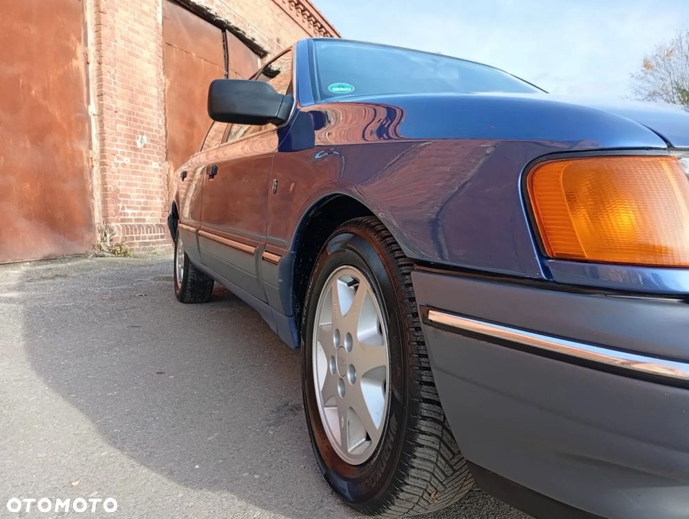 Ford Scorpio - 10