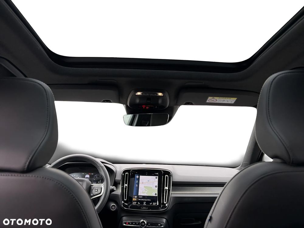 Volvo XC 40 T3 R-Design - 18