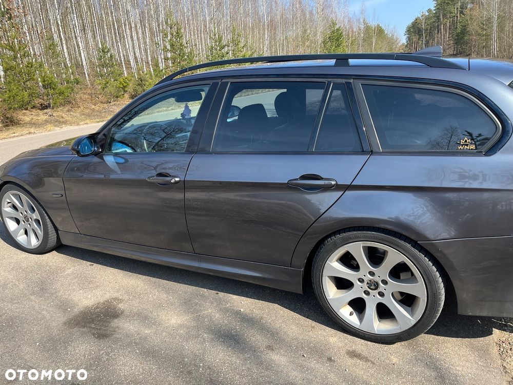 BMW Seria 3 330d - 12