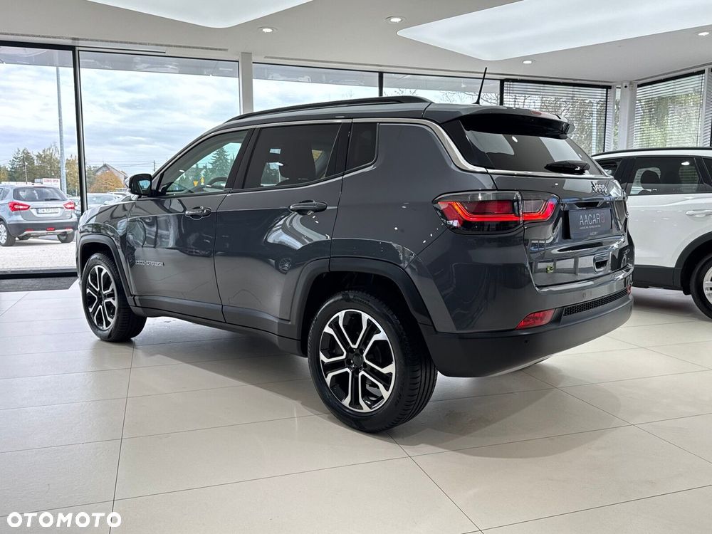 Jeep Compass - 3