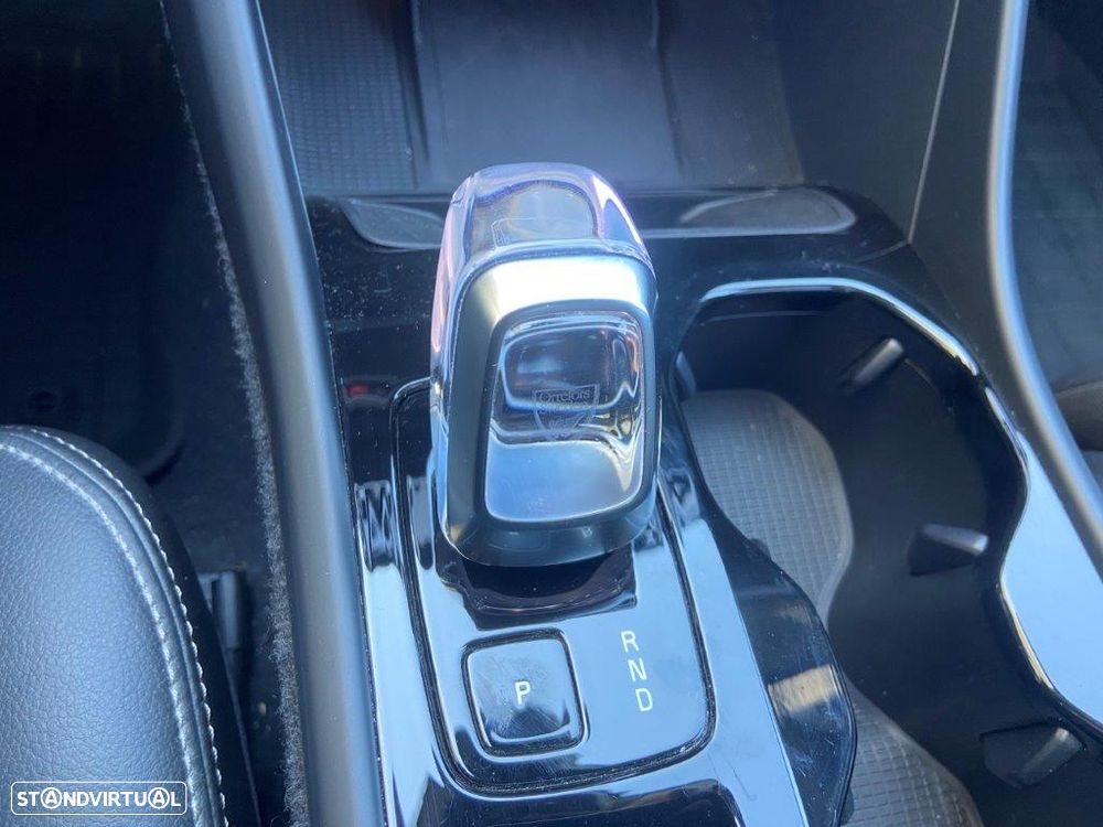 Volvo XC 40 2.0 B3 Plus Dark - 19