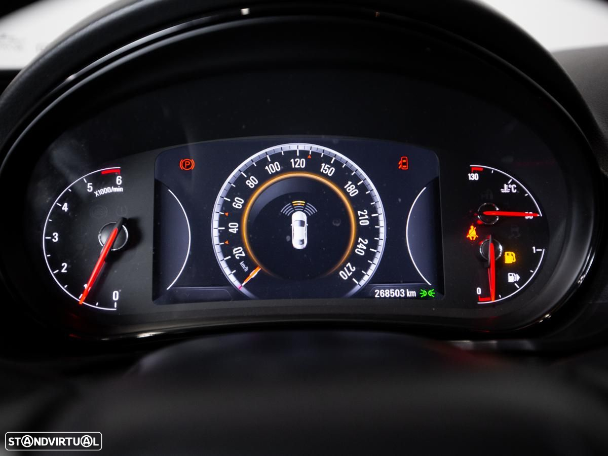 Opel Insignia Sports Tourer - 15