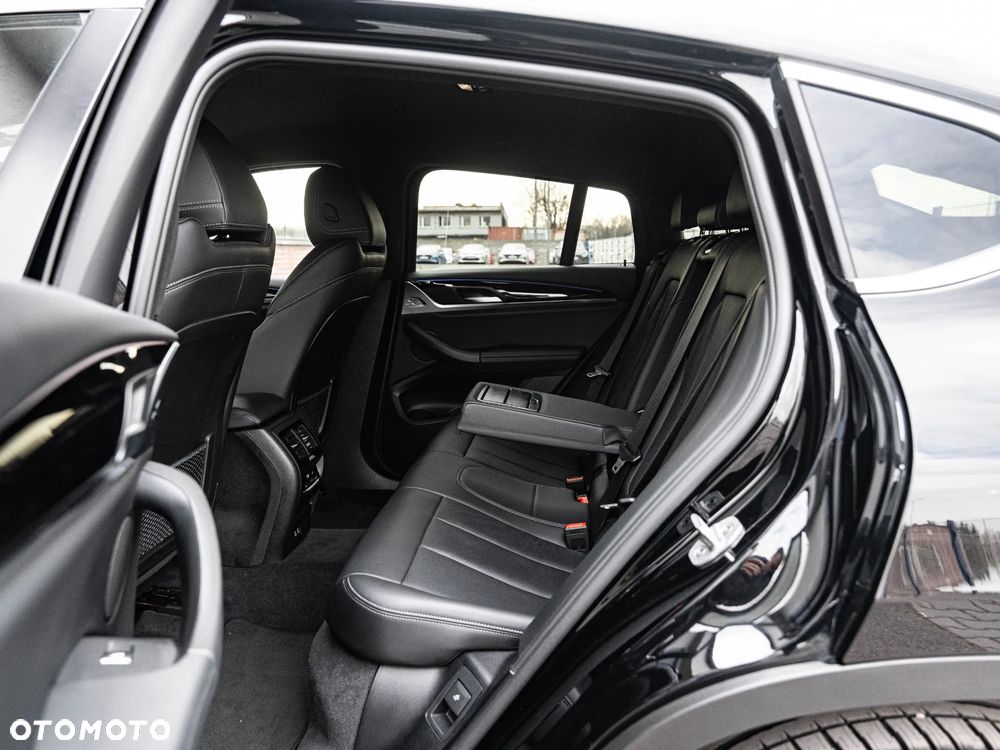 BMW X4 xDrive30i - 28
