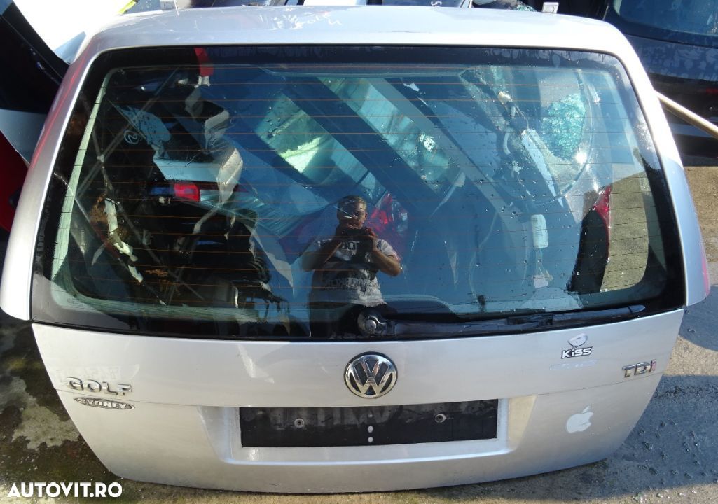 Haion Volkswagen Golf 4 combi break - 1