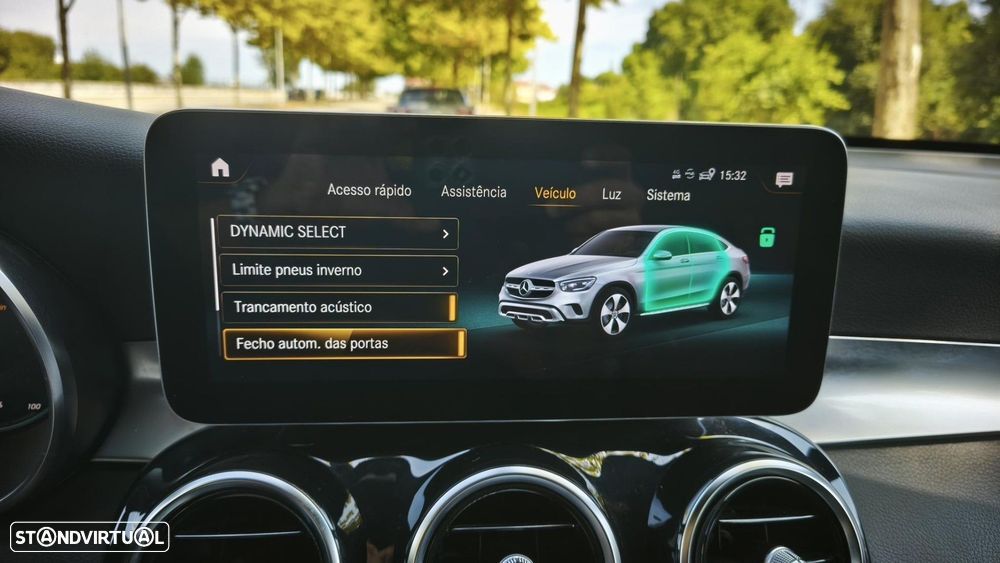 Mercedes-Benz GLC 300 de Coupe 4Matic 9G-TRONIC Exclusive - 25