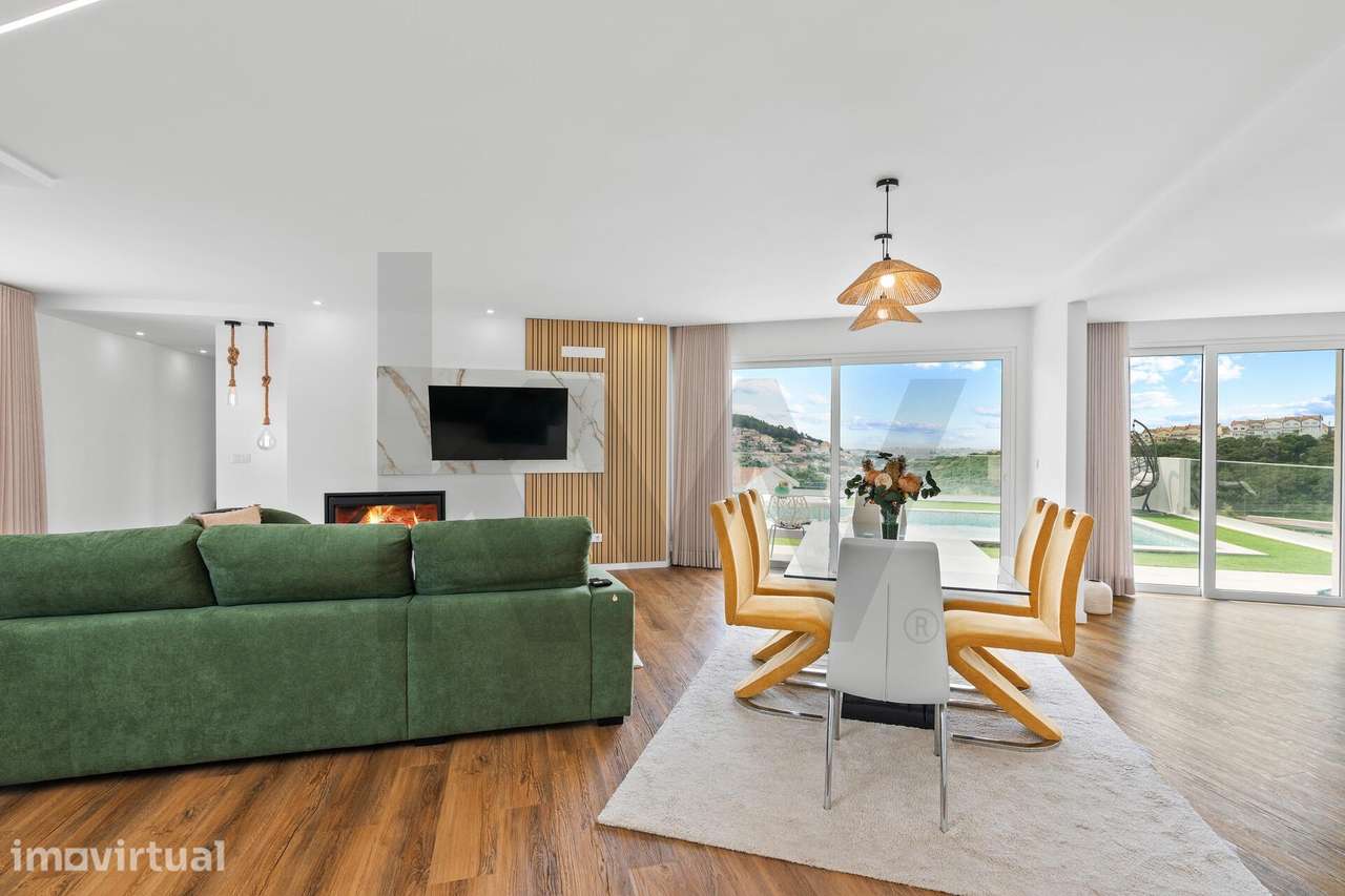 Moradia T4 com piscina, suite, espaço multiusos e vista aberta sobre o - Grande imagem: 4/25
