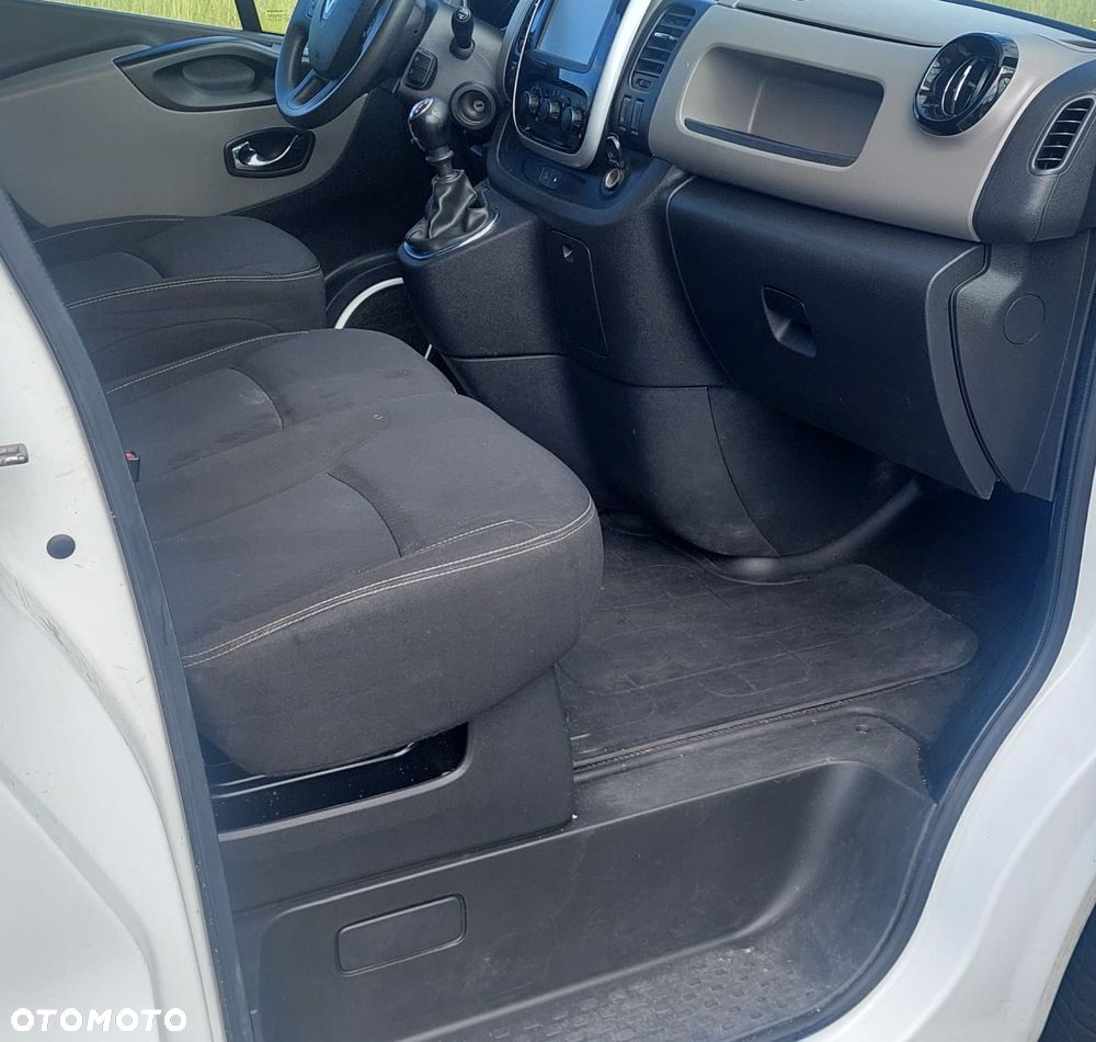 Renault TRAFIC - 16