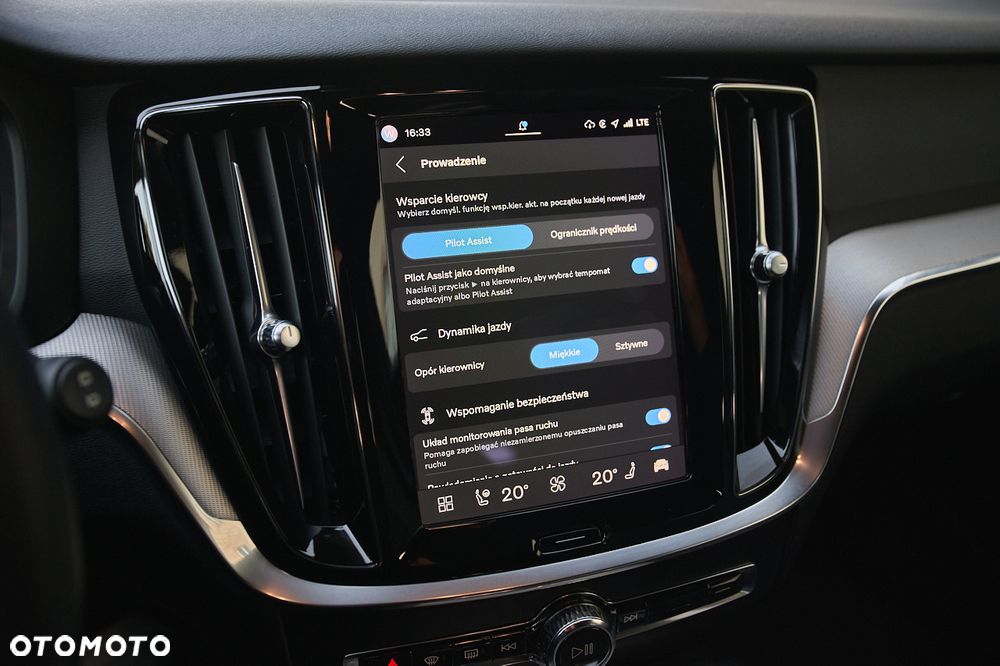 Volvo V60 2022