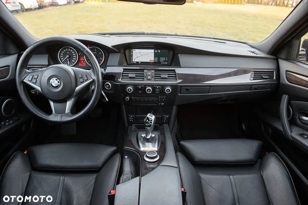 BMW Seria 5 530d xDrive Edition Exclusive - 6