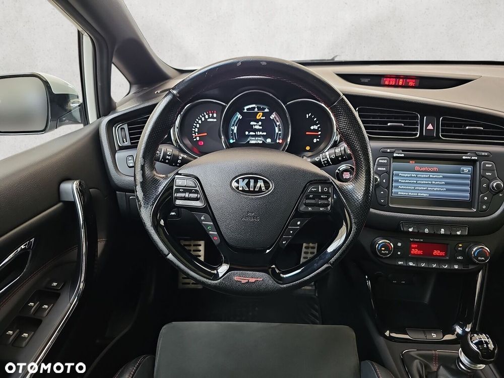 Kia Ceed - 30