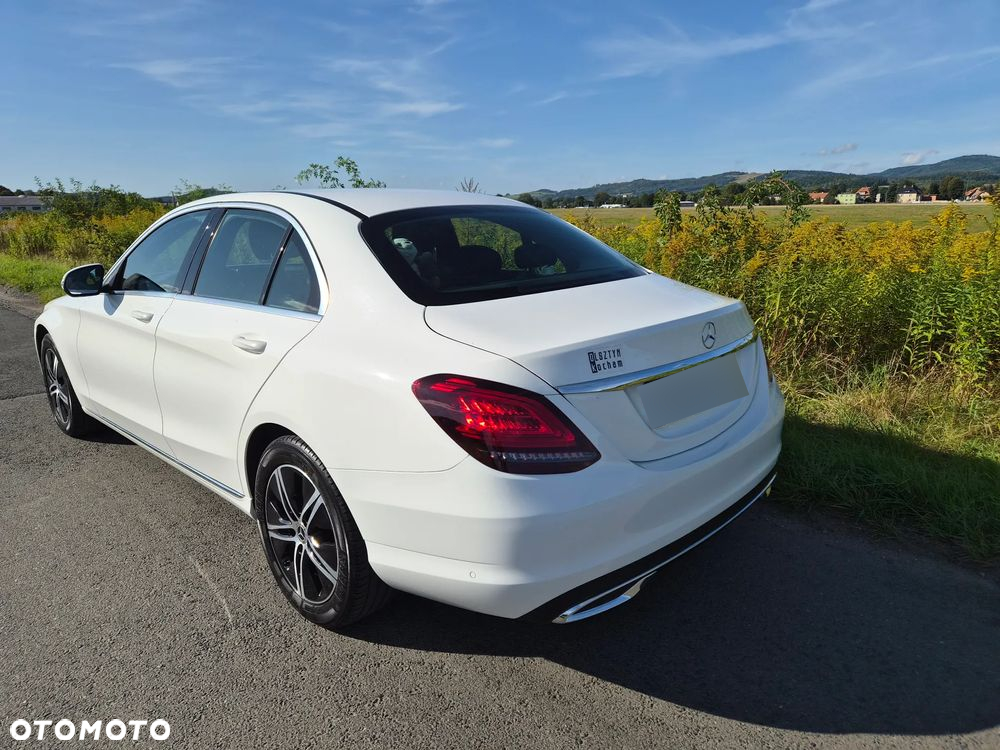 Mercedes-Benz Klasa C 160 Business Edition 9G-TRONIC - 4