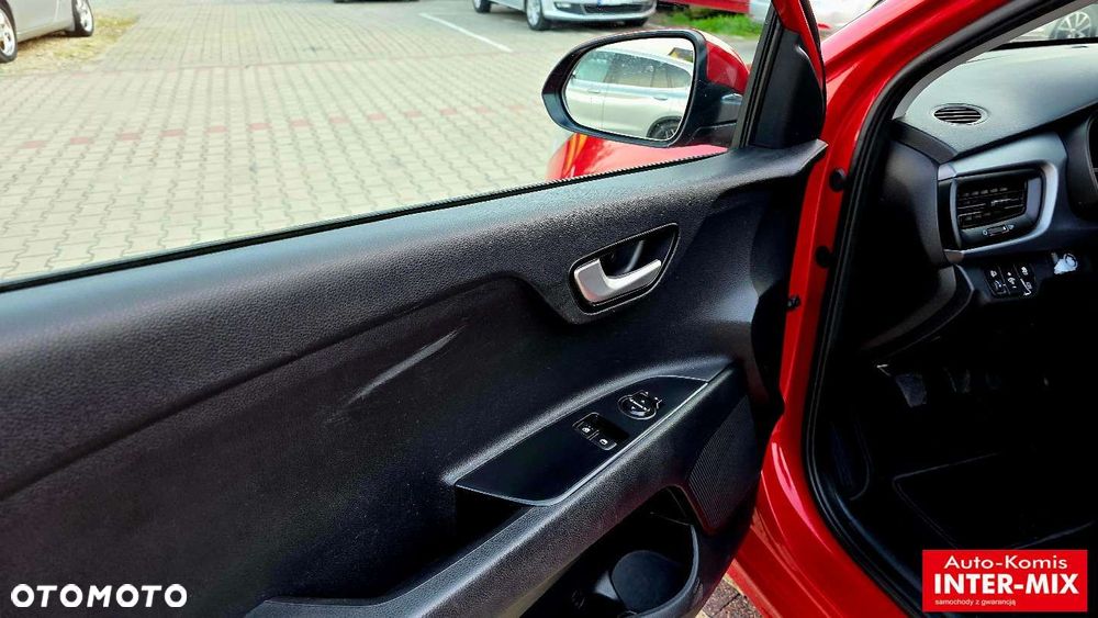 Kia Rio - 20