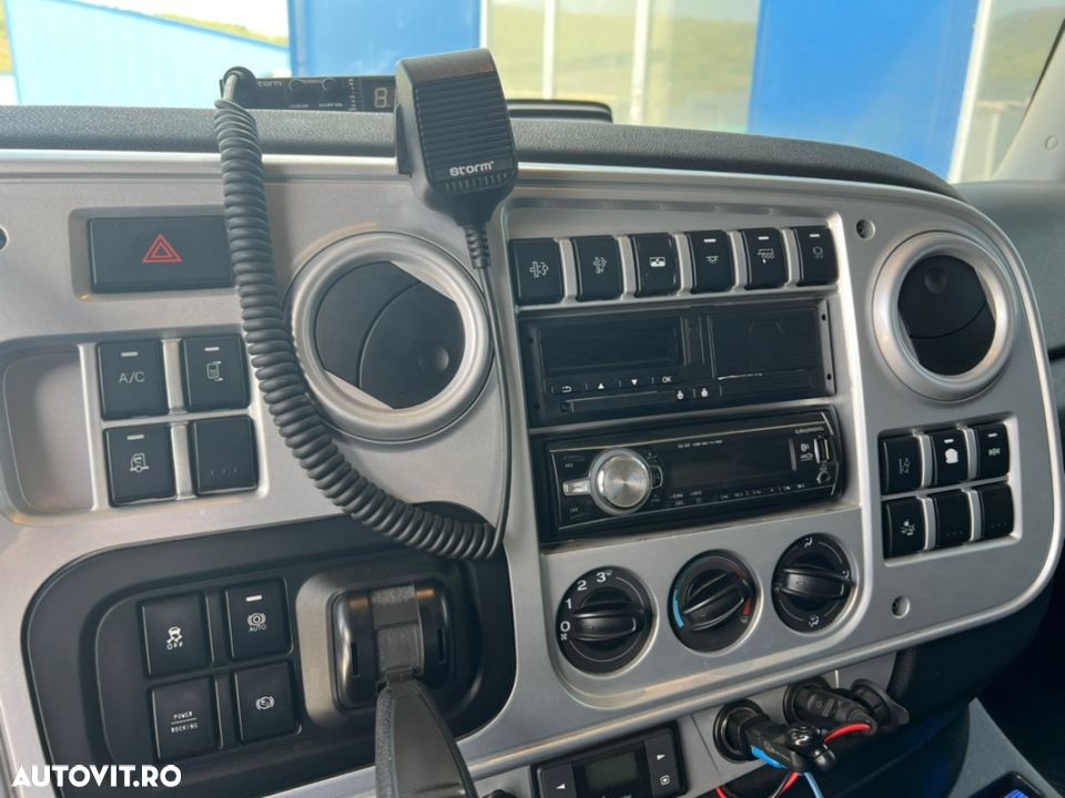 Ford 1842 T - 10