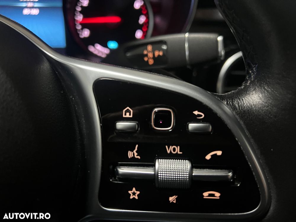 Mercedes-Benz GLC - 36