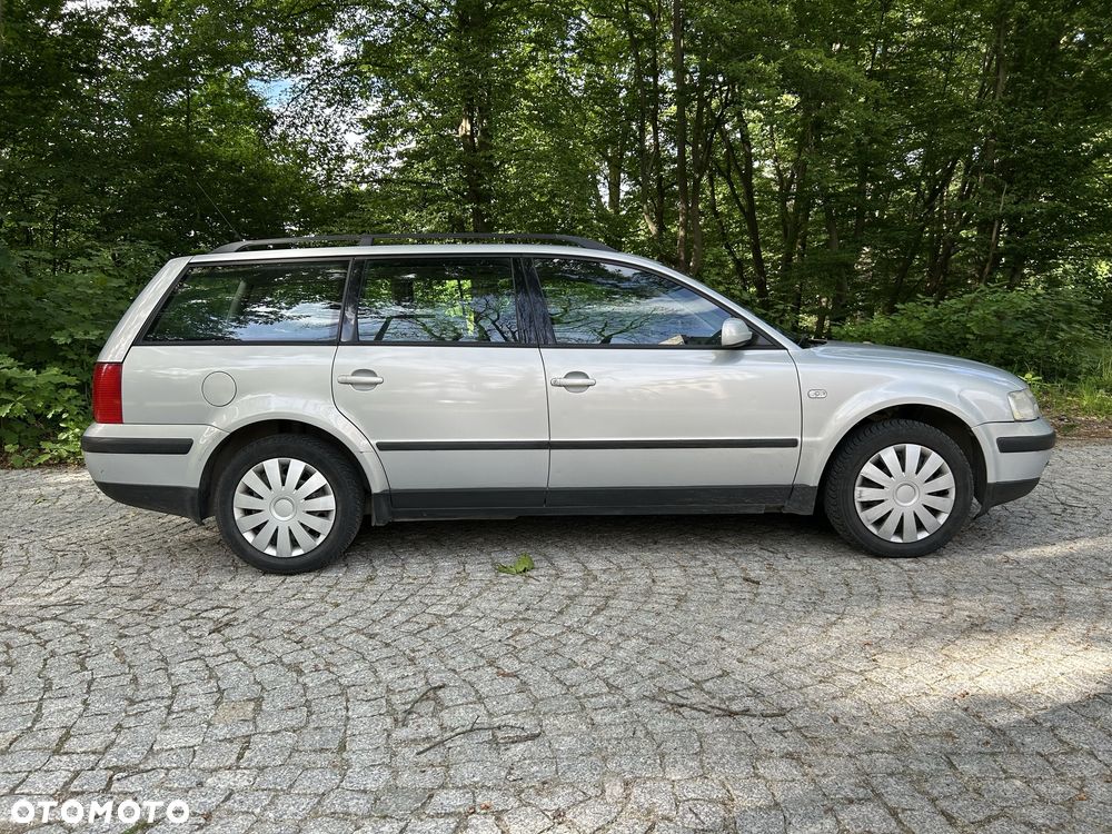 Volkswagen Passat - 3