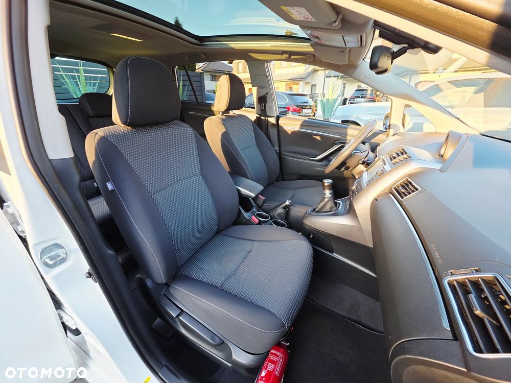 Toyota Verso 1.6 D-4D Premium - 38