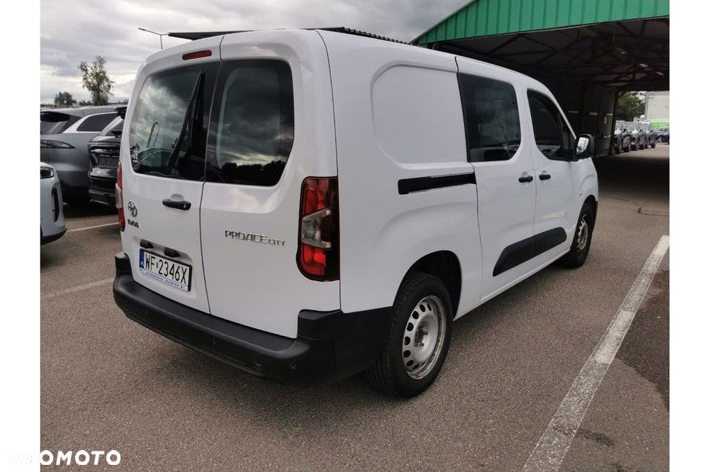 Toyota ProAce 1.5 D-4D Long Active SalonPL VAT23% Właścicielem pojazdu jest Ayvens Financial Services Polska - 3