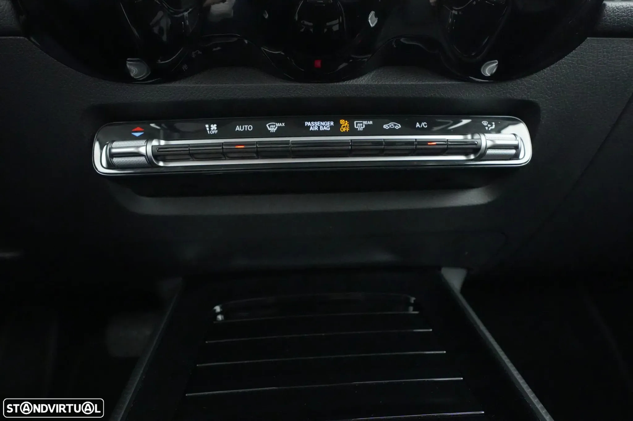 Mercedes-Benz GLB 180 d Progressive - 22