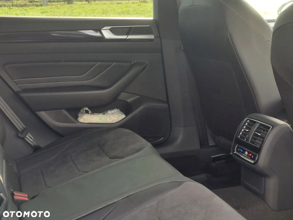 Volkswagen Arteon 1.5 TSI R-Line - 16