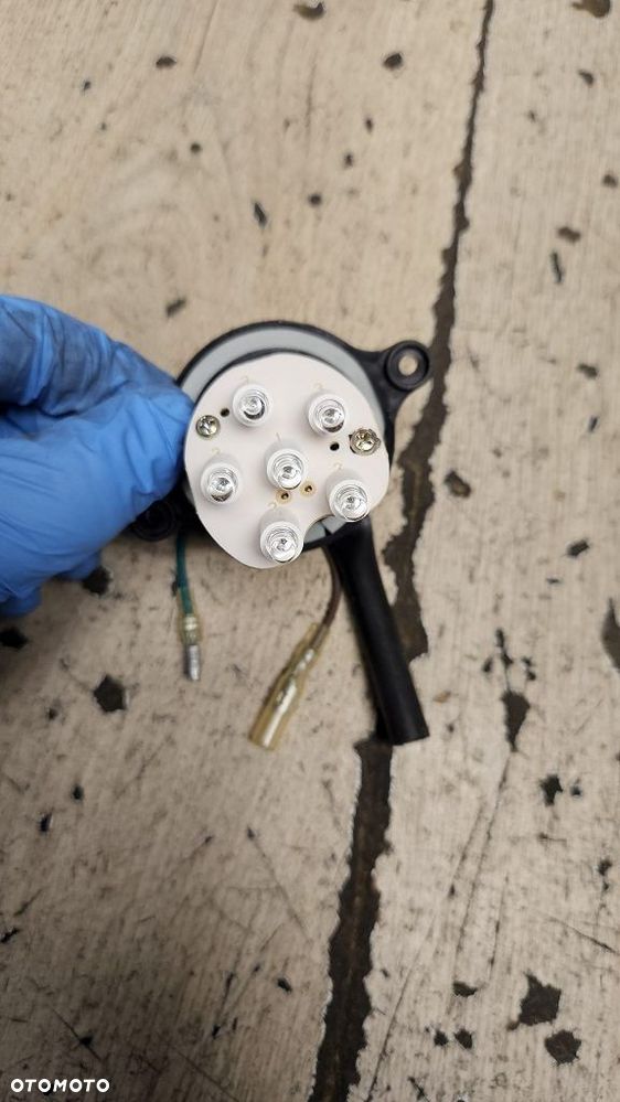 Lampa pozycyjna Sym VS125  33500-VS1-010 - 4