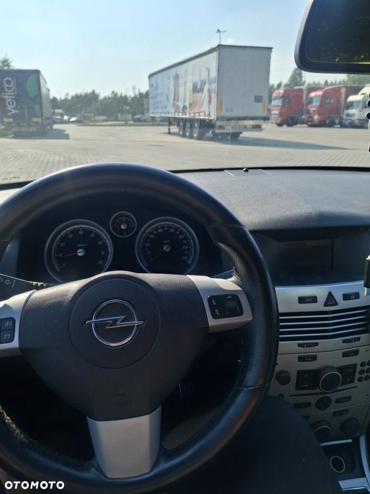 Opel Astra - 8