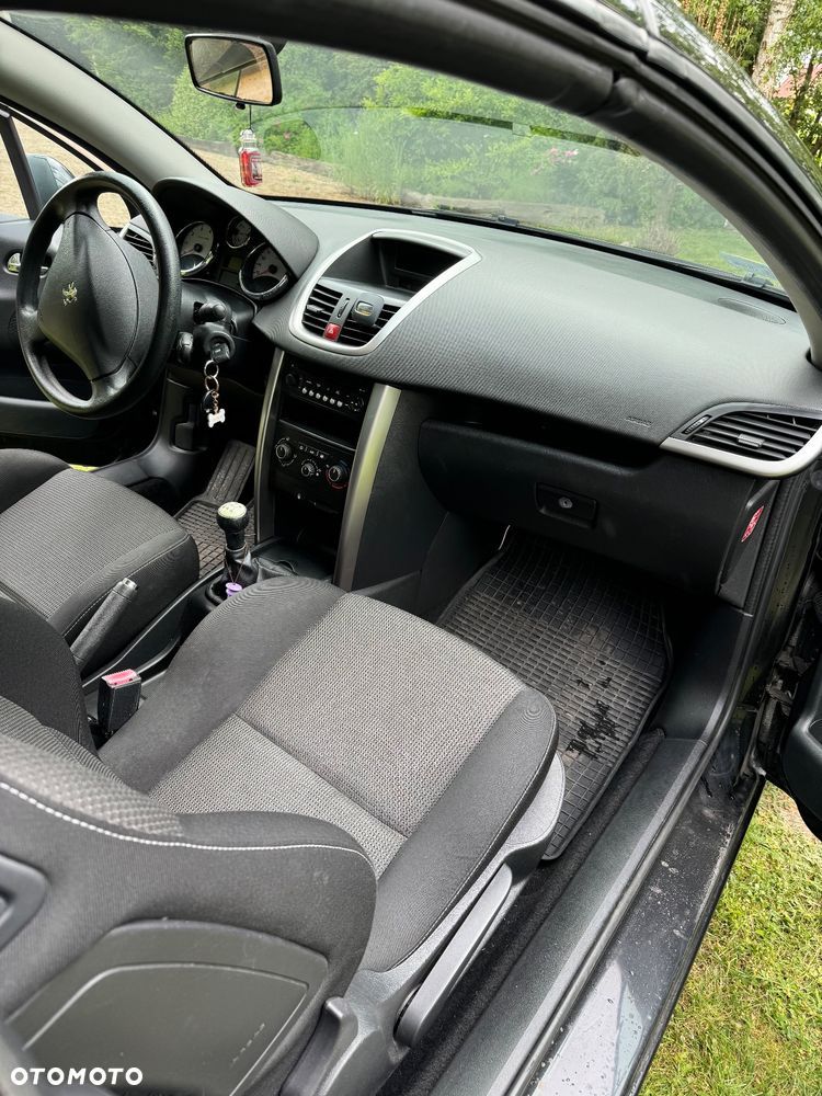 Peugeot 207 1.6 VTi Sporty - 32