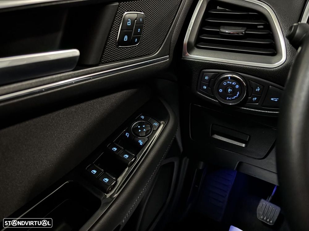 Ford S-Max 2.0 TDCi Titanium - 31