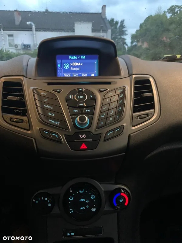 Ford Fiesta - 8