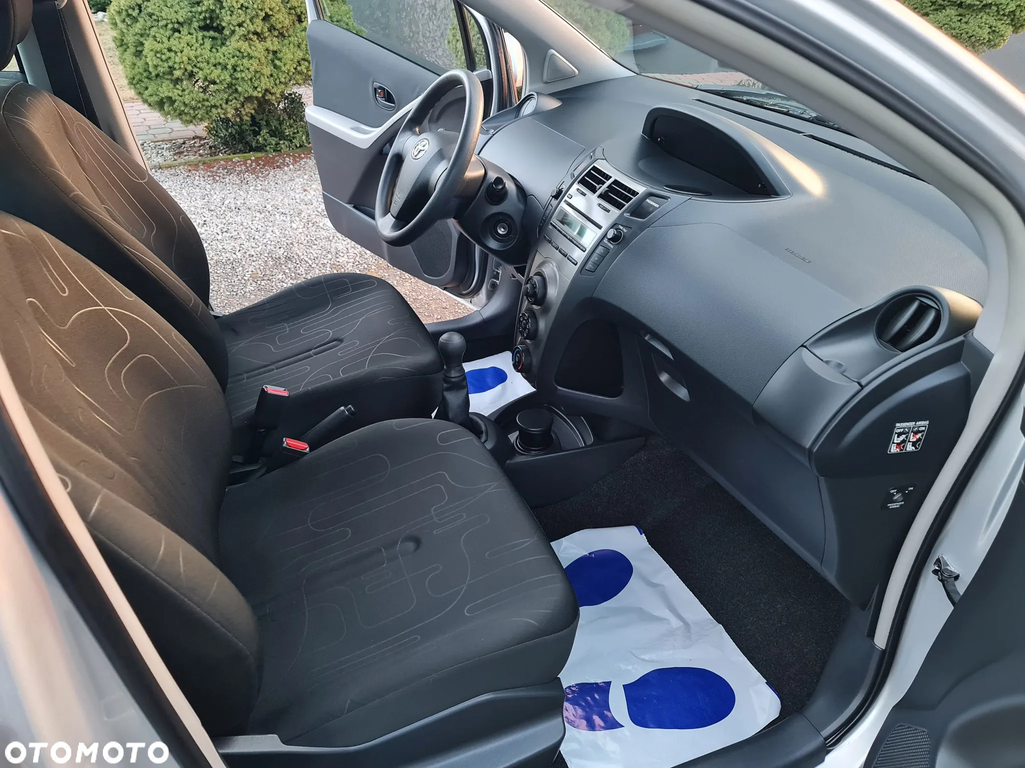 Toyota Yaris - 16