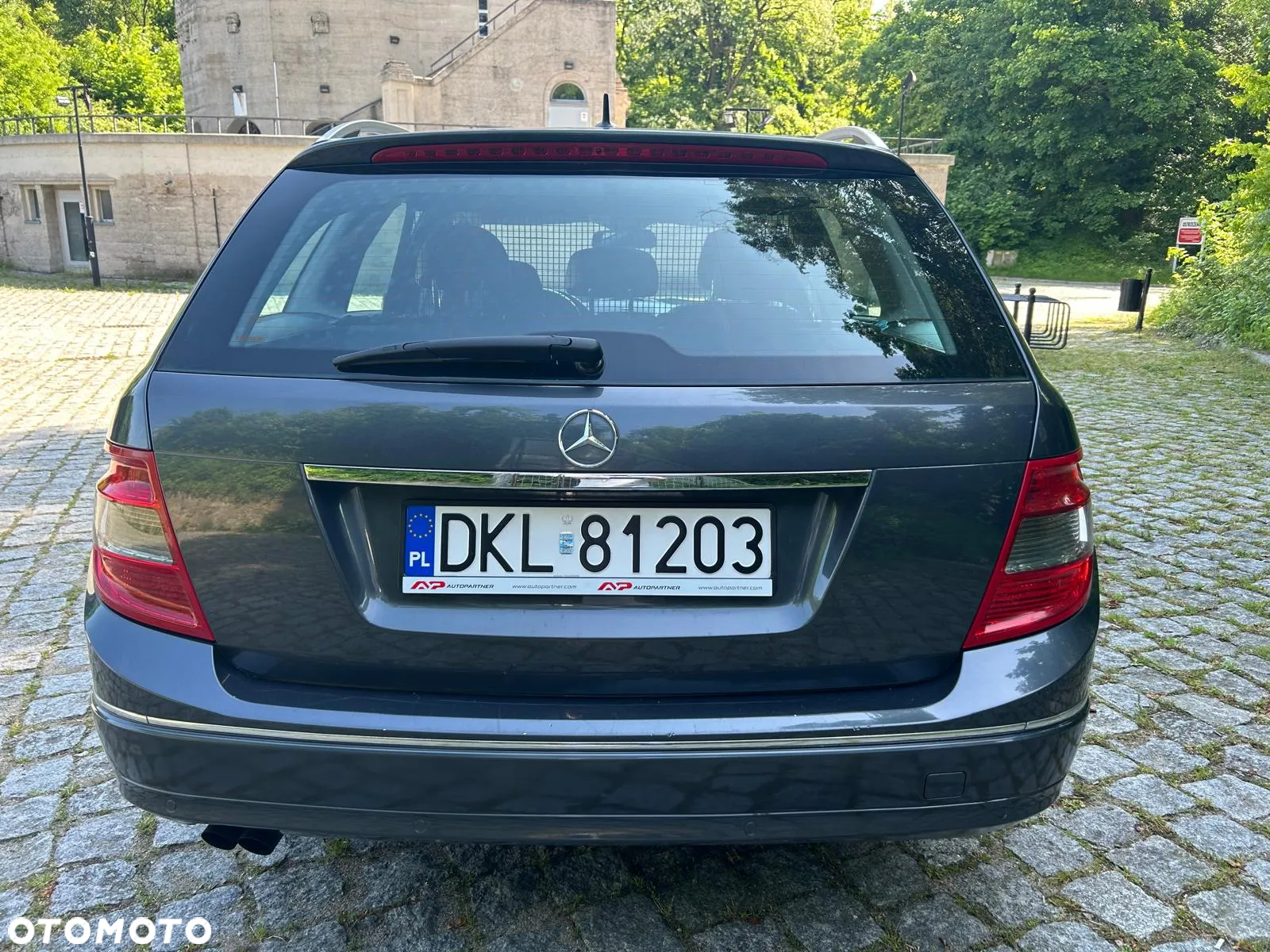 Mercedes-Benz Klasa C 180 T CGI Automatik BlueEFFICIENCY - 8
