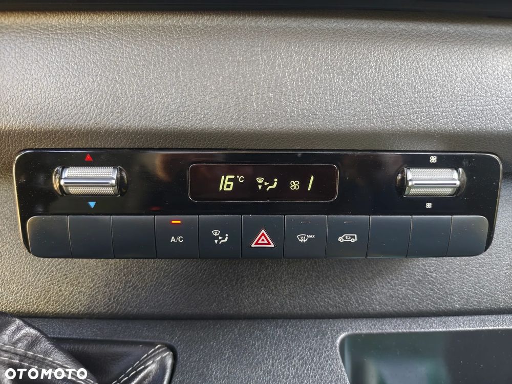 Mercedes-Benz SPRINTER 317 CDI 170KM MAXI LONG DOKA 6OSOBOWA SKRZYNIA KAMERA KLIMATRONIC NAVI COMMAND INTERNET HAK 3500 TEMPOMAT RADAR fotele KOMFORTY podgrzewane - 24