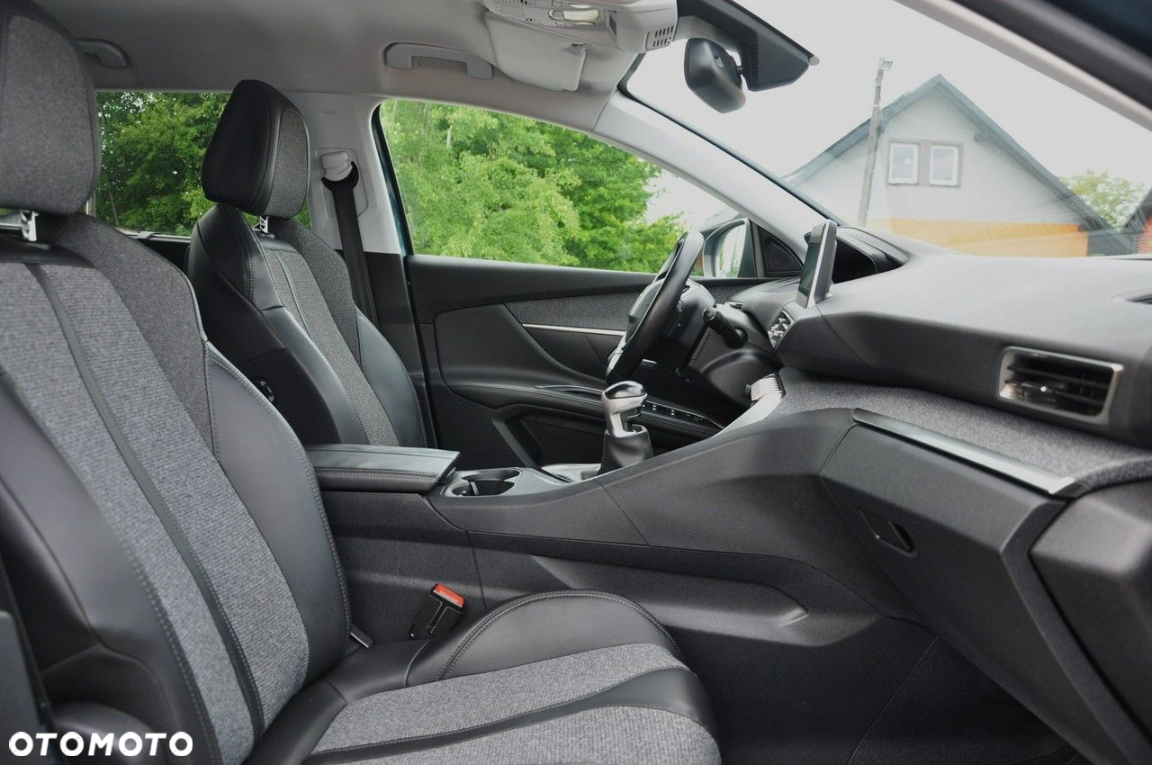 Peugeot 5008 HDI 115 Allure - 17