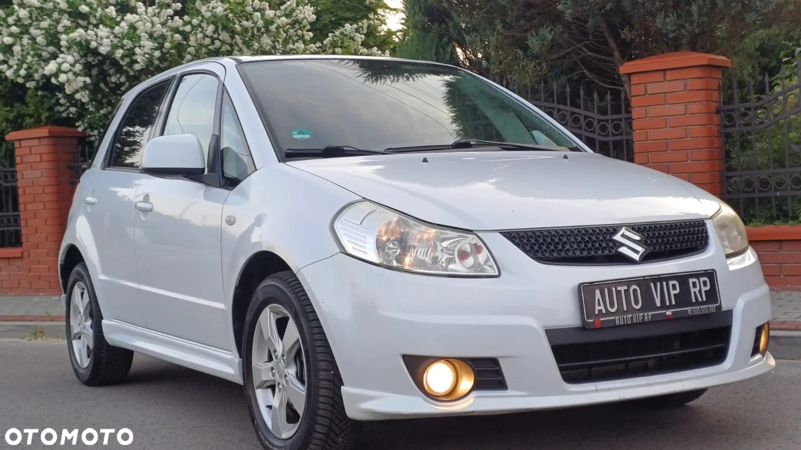Suzuki SX4 1.6 Comfort Plus - 2