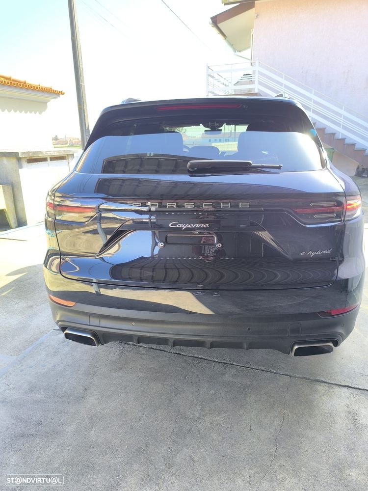 Porsche Cayenne E-Hybrid - 9