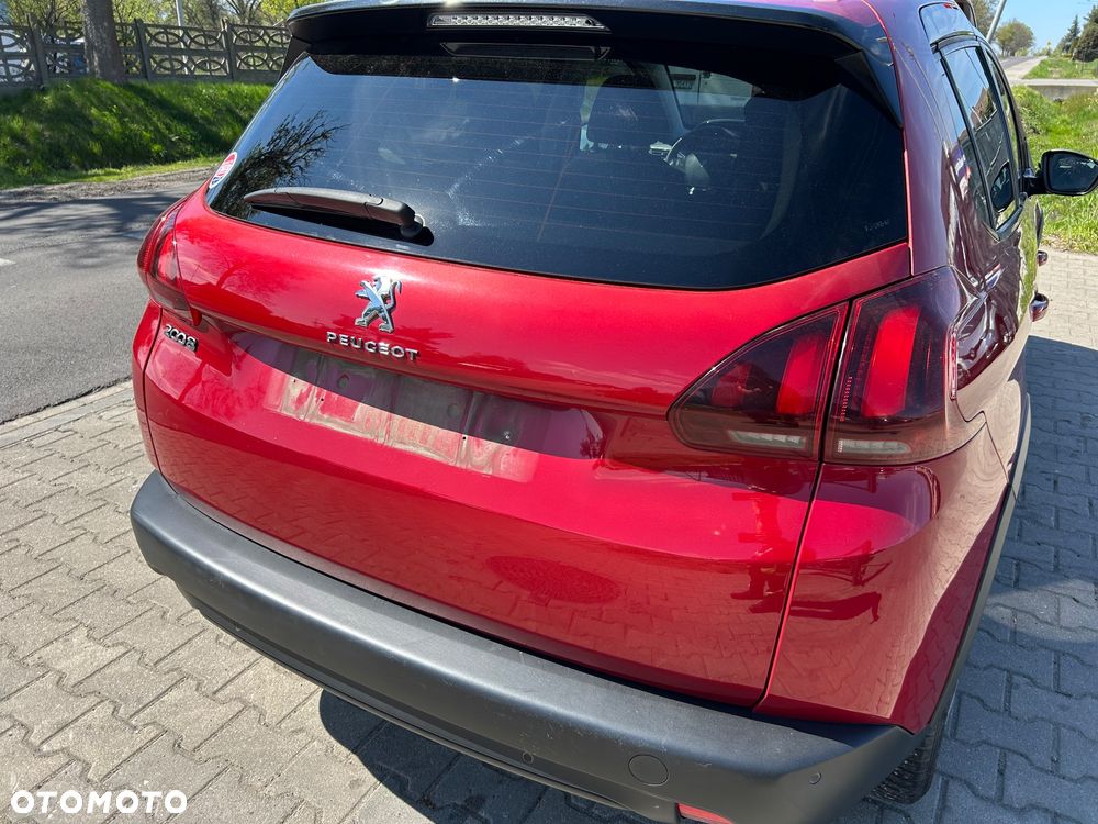 Peugeot 2008 BlueHDi 100 STOP & START Signature - 25