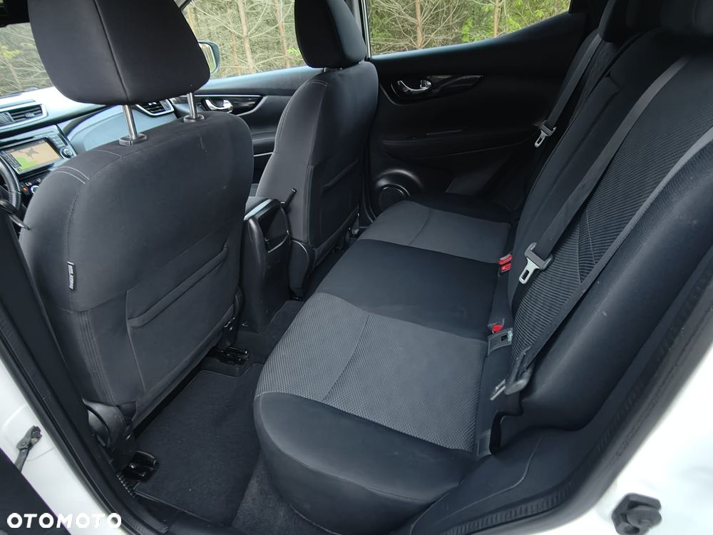 Nissan Qashqai 1.6 DIG-T N-Connecta - 14