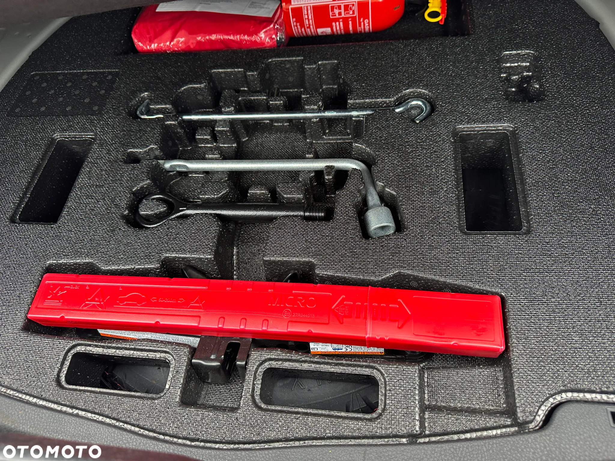 Toyota Camry 2.5 Hybrid Prestige CVT - 33